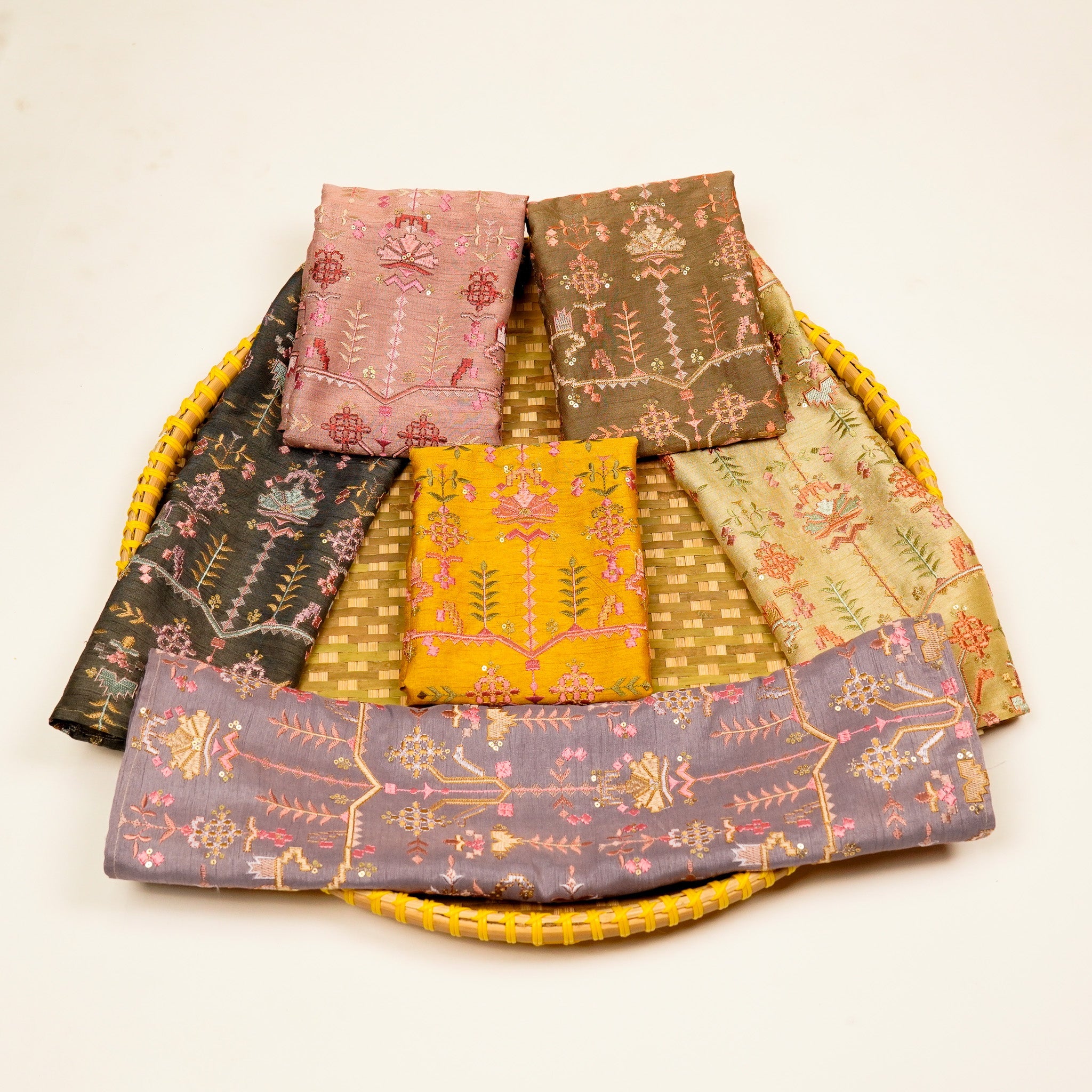 ilaaya Jaal  Semi Raw Silk