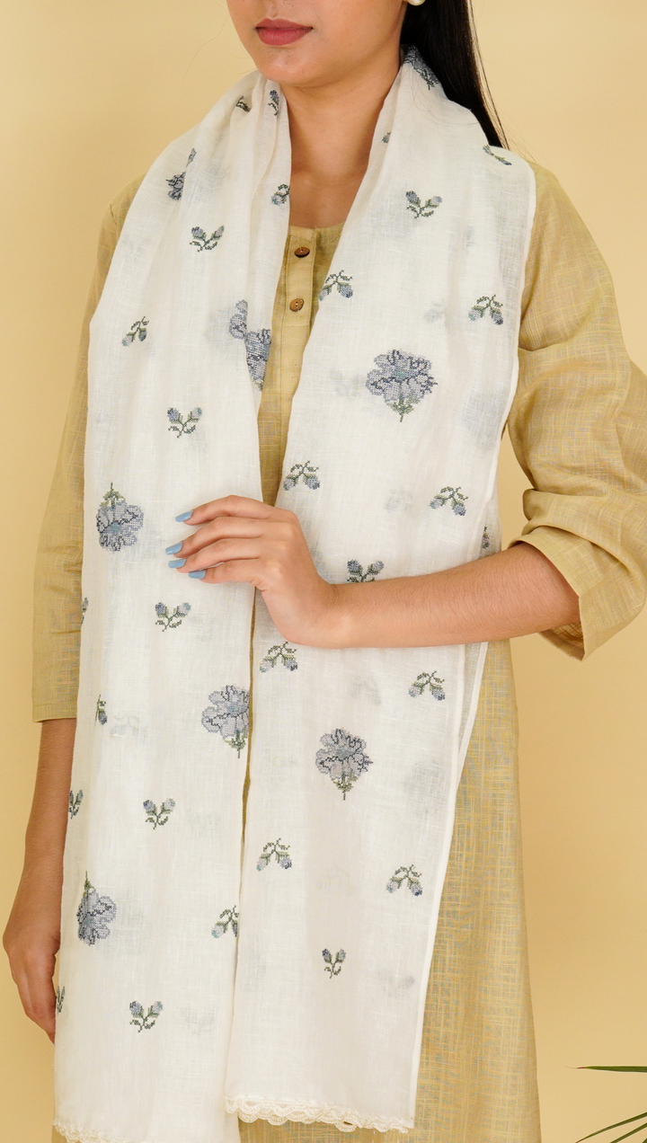 Anna Embroidered Stole on Off White Gauged Linen