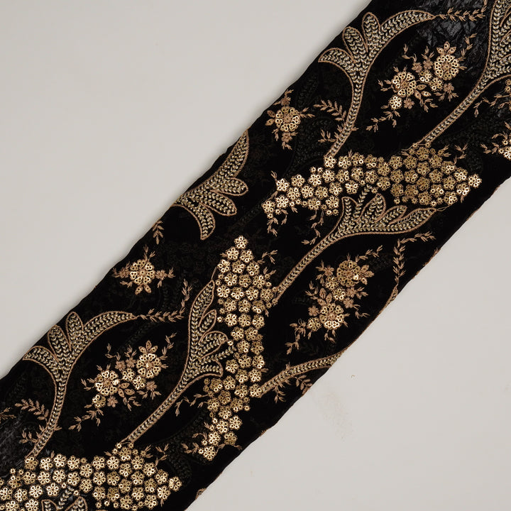 Nuha Jaal On Black Semi Organza