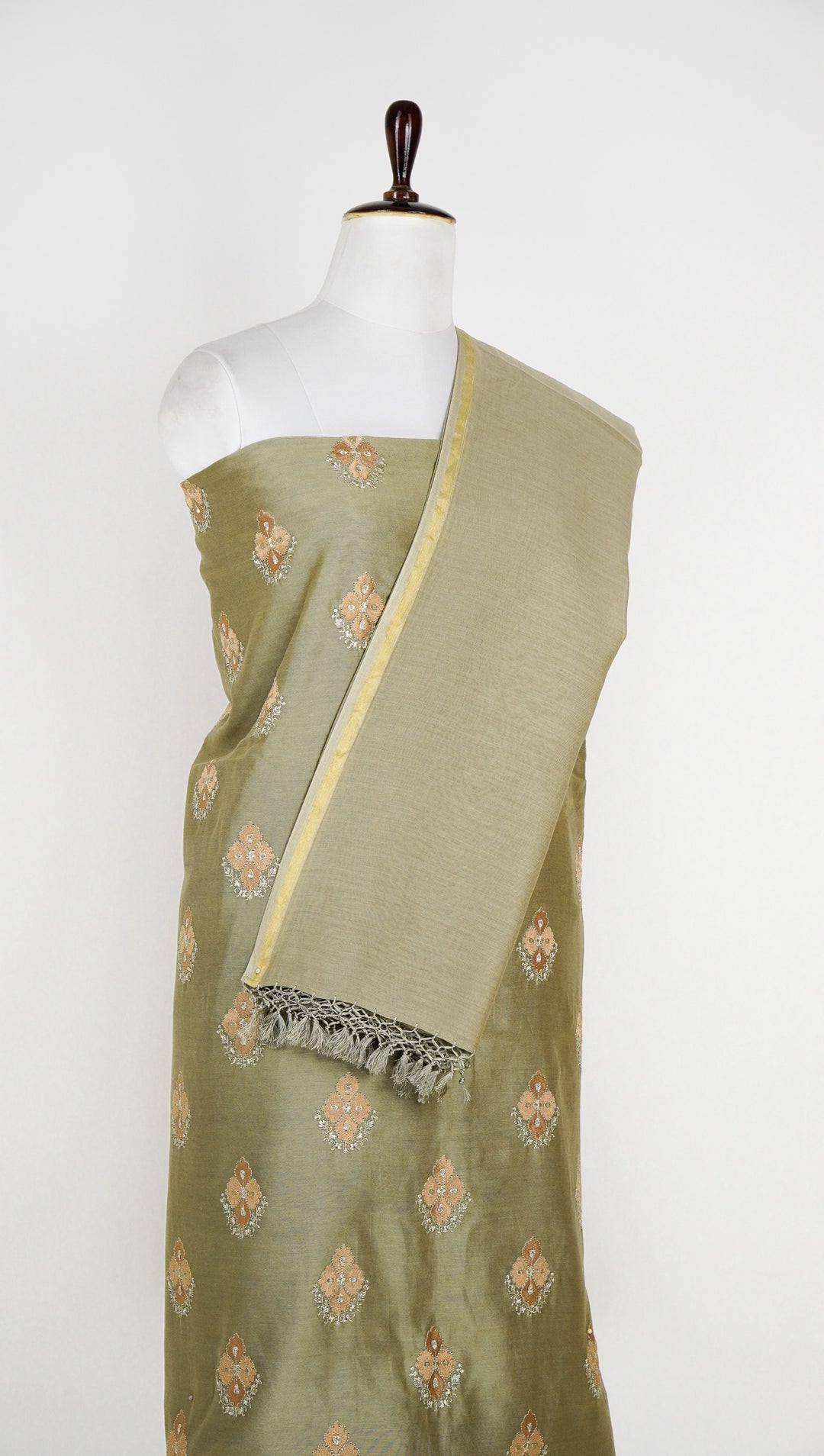 Kiara Buta on Suit fabric Set on Silk Chanderi (Unstitched)- Light Mouse