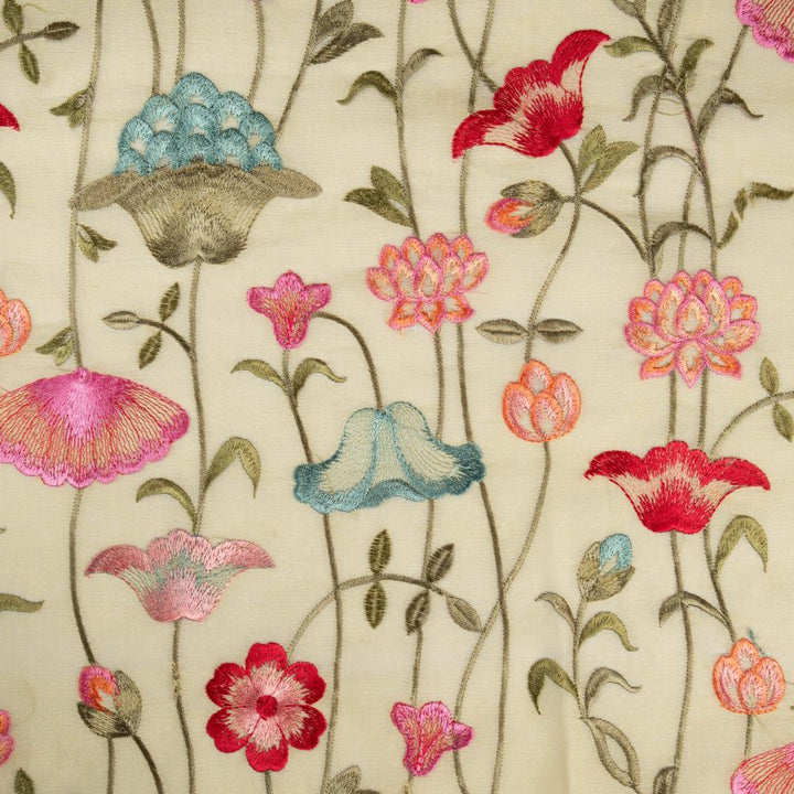 Fatima Jaal on Beige Malmal