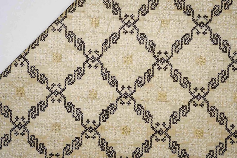 Swara On Natural / Black Tussar Silk