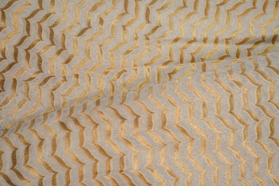 Zig zag pattern cutwork on Natural silk chanderi